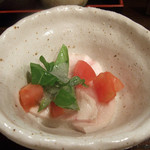 ココロ - お通し（鶏のむね肉）