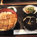 岸川うなぎ - 特々丼2600円