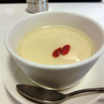 まぁぼや - 杏仁豆腐
      