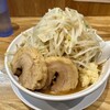 Hachi Hachi - 濃厚ラーメン850円 豚増し150円 野菜増し50円