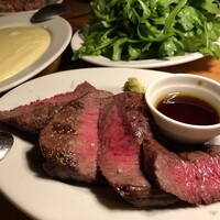 カルネジーオ イースト - 