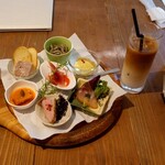 ビストロ オム - 