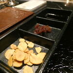 鉄板焼き あさひ - ステーキの薬味