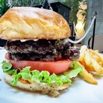 SHIROIYA the LOUNGE - 白井屋バーガー（¥2,000税込）