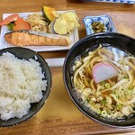 手打ちうどん 八え里 - 日替わり定食