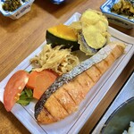 手打ちうどん 八え里 - 日替わりのアップ