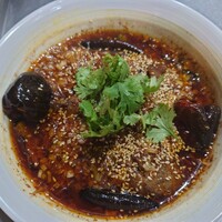 足利マール牛のシビ辛煮込み　水煮牛肉