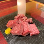 Tenkaichino Yakiniku Shoutaian - ■幻の花咲タン塩　■史上最高のロース　■シャトーブリアン