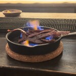 カフェ&バー チーズ - 炙りビーフジャーキー