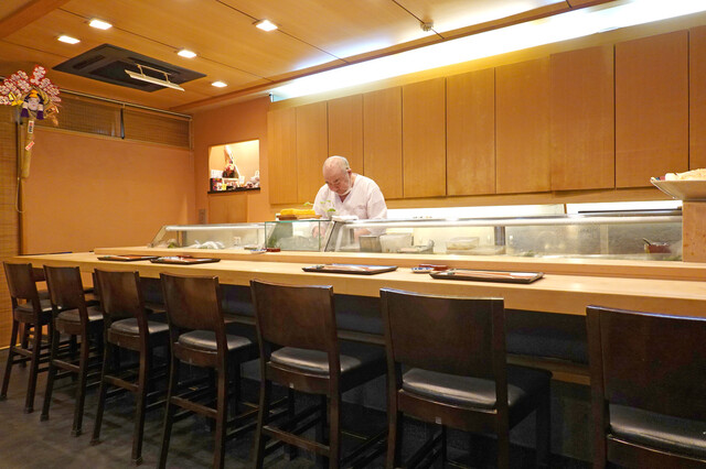 Shirokanedai Sushi Cho photo 4