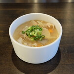LambU - 限定ランチスープ・かご豚豚汁
