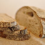 ラトリエ テンポ - 料理写真:自家製レーズン種、ルヴァン種を配合したフランスの田舎パン「パン ド カンパーニュ」