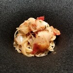 シャテーニュ - 帆立とサクランボの冷製パスタ