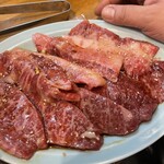 炭火焼肉ホルモンさわいし - 