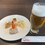 銀座アスター - 生ビールと前菜