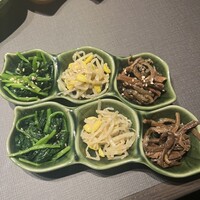 南新宿 和牛焼肉 慶 - 