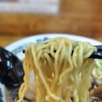 旭川らぅめん青葉 - 麺アップ