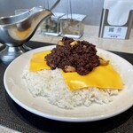 SANZOU TOKYO - ウルルカレー 1200円＋チェダーチーズ 200円