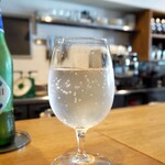 スガハラ - ガス入りミネラルウォーター（SANPELLEGRINO）（一部）