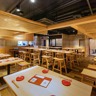 [Suitable for various banquets] A simple, modern Japanese space where you can relax