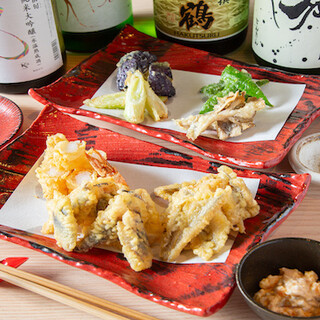 昔ながらの製法で作り上げる天ぷら、「金ぷら」「銀ぷら」に舌鼓