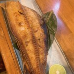 居酒屋 鰤生 - シマホッケは上手に焼かれていて脂が乗ってるいい魚でした