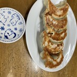 まるQ - 餃子5個、400円