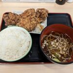 Omicchan - 鶏の唐揚げ定食 600円