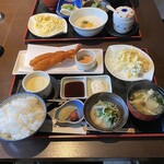 和久 - 味噌汁と茶碗蒸しの蓋オープン