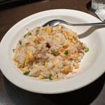 上海華龍 - 【2023.9.8(金)】日のランニング①（若鶏の唐揚げのせ醤油ラーメン&五目チャーハン）900円の五目チャーハン