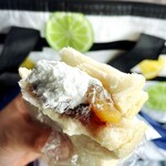 富光堂 - あん生ホイップ。あんこは栗入り