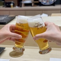 京都 鮨 もと樹 - 生ビールで乾杯