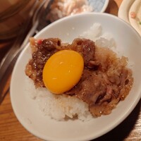 大衆肉酒場 こだわり米 匠 - すき焼きカルビ