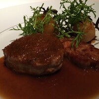 ベージュ アラン・デュカス 東京 - 