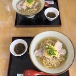 沖縄そば まるかみ - まるかみそば　もずく