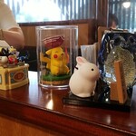 キッチン ブルー グローブ - レジ横の置物