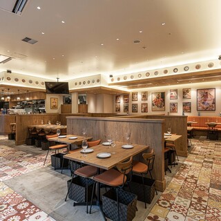 開放的な空間♪BOX席あり♪団体ご予約も受付中♪