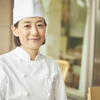 おもてなしや所作、雰囲気作りも含め「人を喜ばせるための料理」