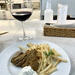 赤白 阪急三番街店 - 仔牛のマリネソテー&ラズベリーチョコ