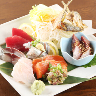 The “assorted sashimi” is a must-try. A wide selection of fresh seasonal fish delivered directly from the market