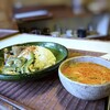 meek - 料理写真:◆ガオゲーンタイのおかず盛りご飯とカレー