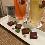 Hamamatsu Chou Haiboru Ba - ウイスキー香る生チョコレート