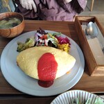 Takahata Ryouriten - 家内のぉ「酒井農場の卵を使ったオムライスプレート」1100円税込ですってぇ〜♪