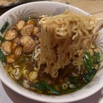 ラーメン縁屋 - にんにくゴロゴロら～めん935円