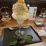 ジゅんベリーCafe - 想像より、大きかった。いつも、お花とか添えてあります。癒されますね。