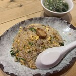 ラーメン縁屋 - にんにくチャーハン748円