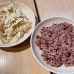 Yappari Suteki - おかわり無料のサラダ＆ご飯