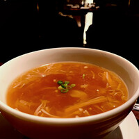 京鼎樓 HANARE店 - サンラータンスープは酸っぱいけど癖になる味。美味しい！