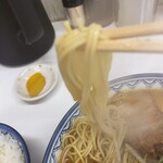 中華そば かわい - 麺はツルツルしこしこ