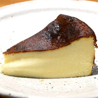JEROME　バスクチーズケーキ
